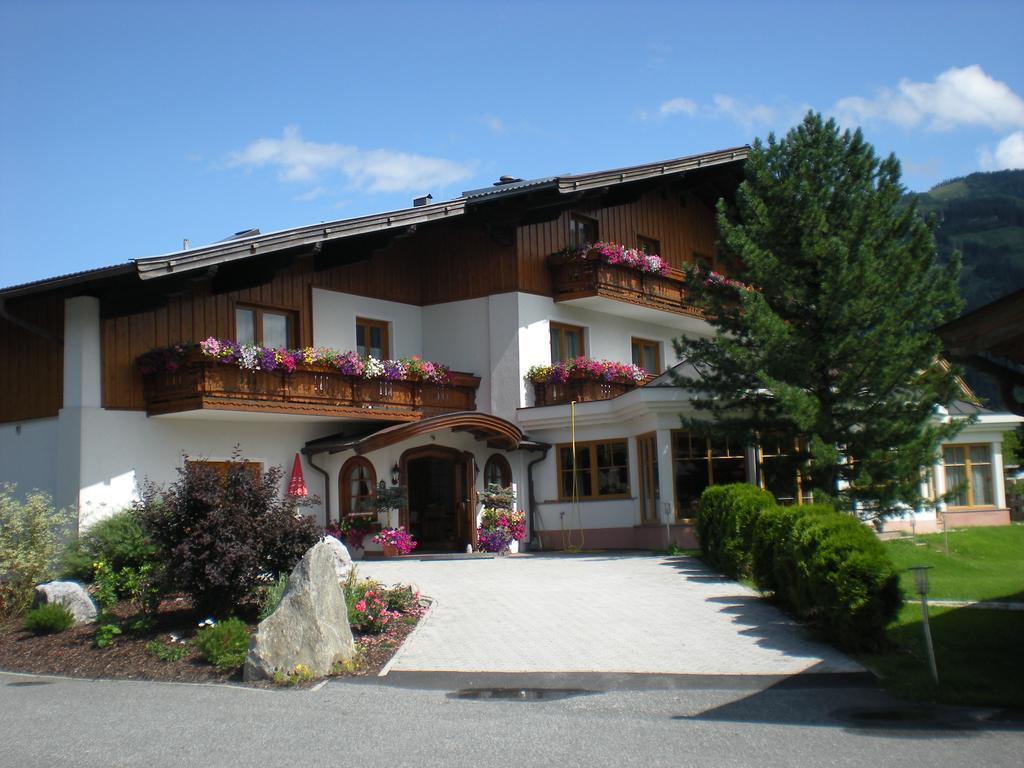 Pension Hanslhof Kaprun Luaran gambar